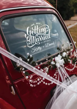 “We are Getting Married” ve İsimlerinizin Yazılı Olduğu Gelin Arabası Stickerı